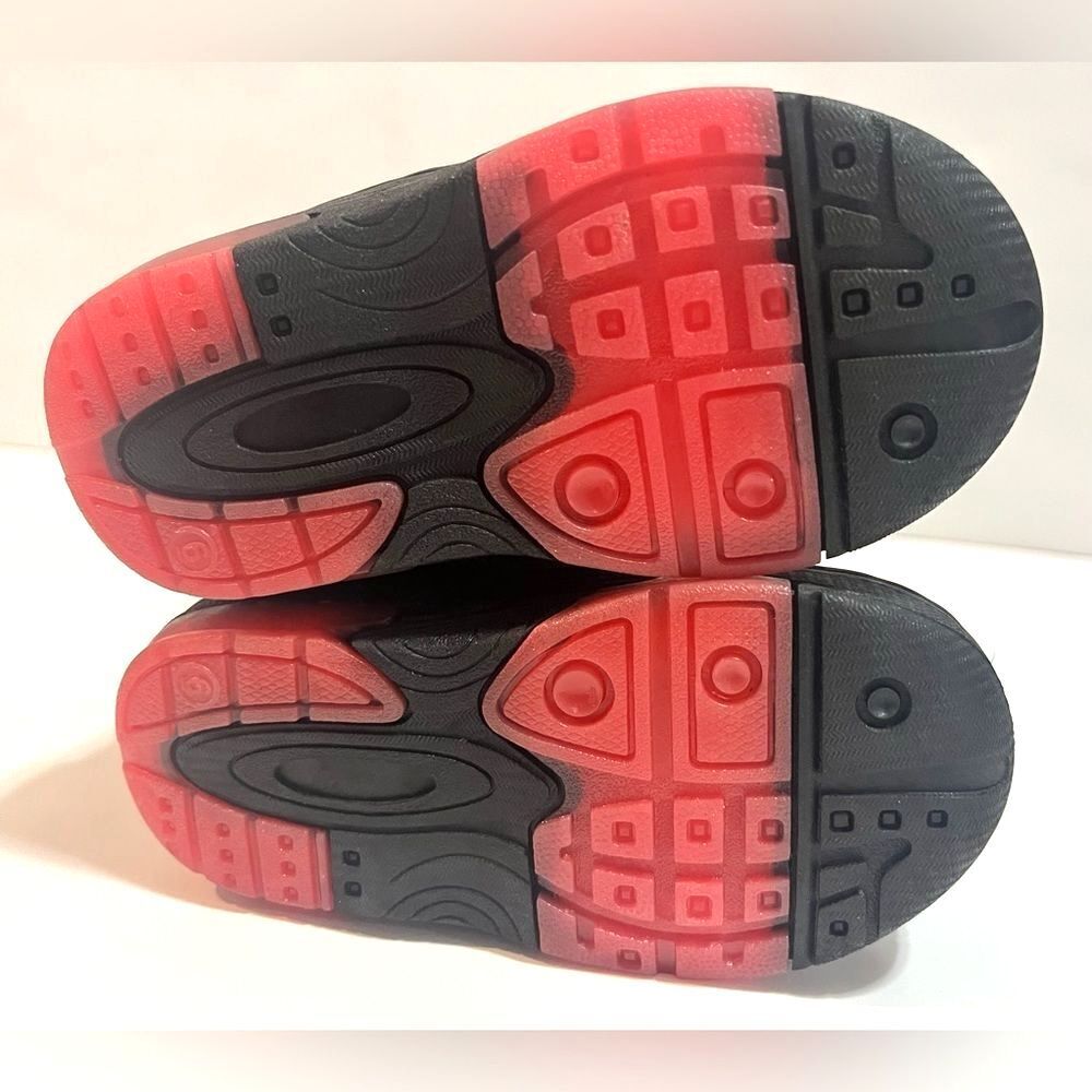 Marvel Spider-Man Themed Kids Boys Warm Winter Velcro Light-Up Boots Size 6 - Picture 7 of 9